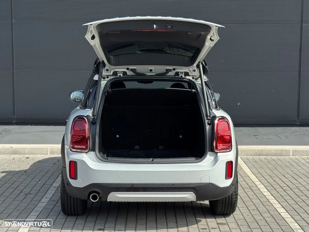 MINI Countryman Cooper ALL4 Classic Auto - 13