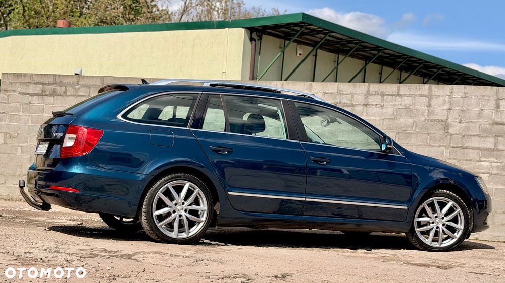 Skoda Superb 2.0 TDI DSG Exclusive - 18