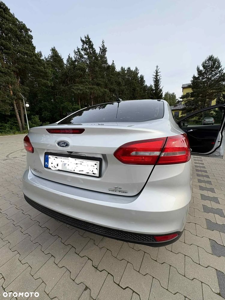 Ford Focus - 2
