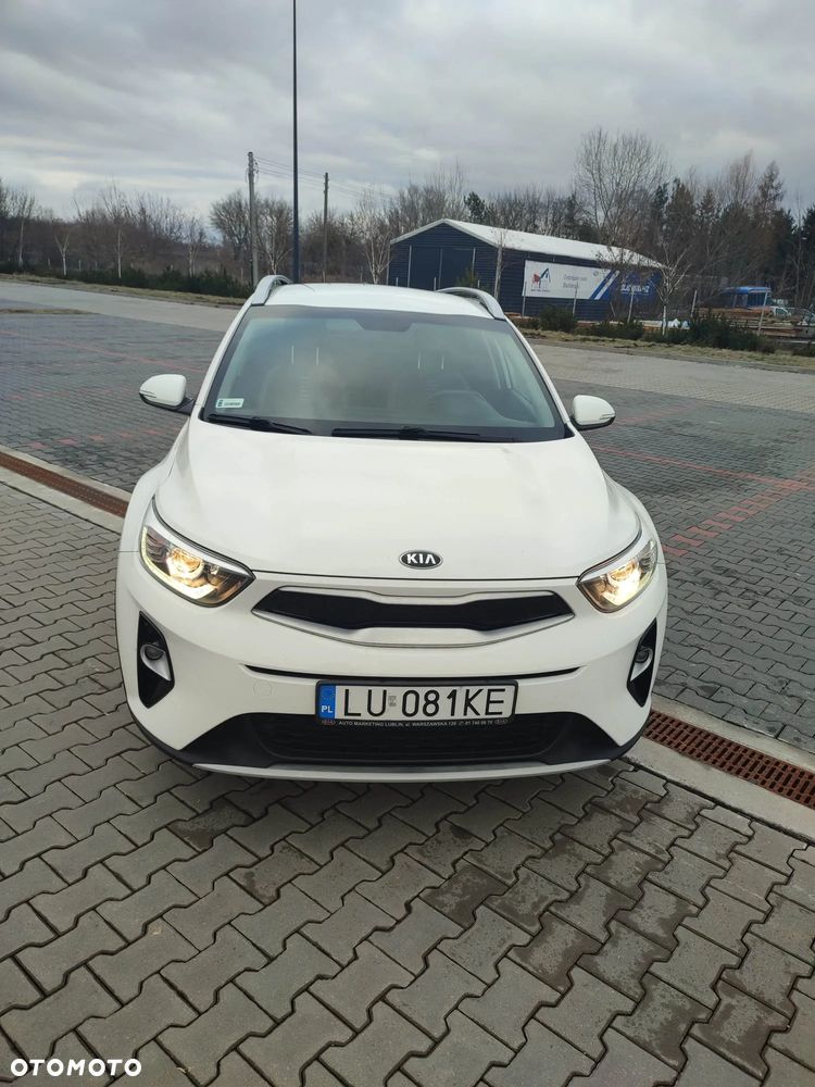 Kia Stonic 1.4 L - 8