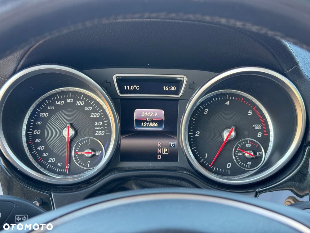 Mercedes-Benz GLE 350 d 4-Matic - 13