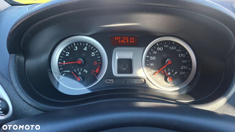 Renault Clio - 21