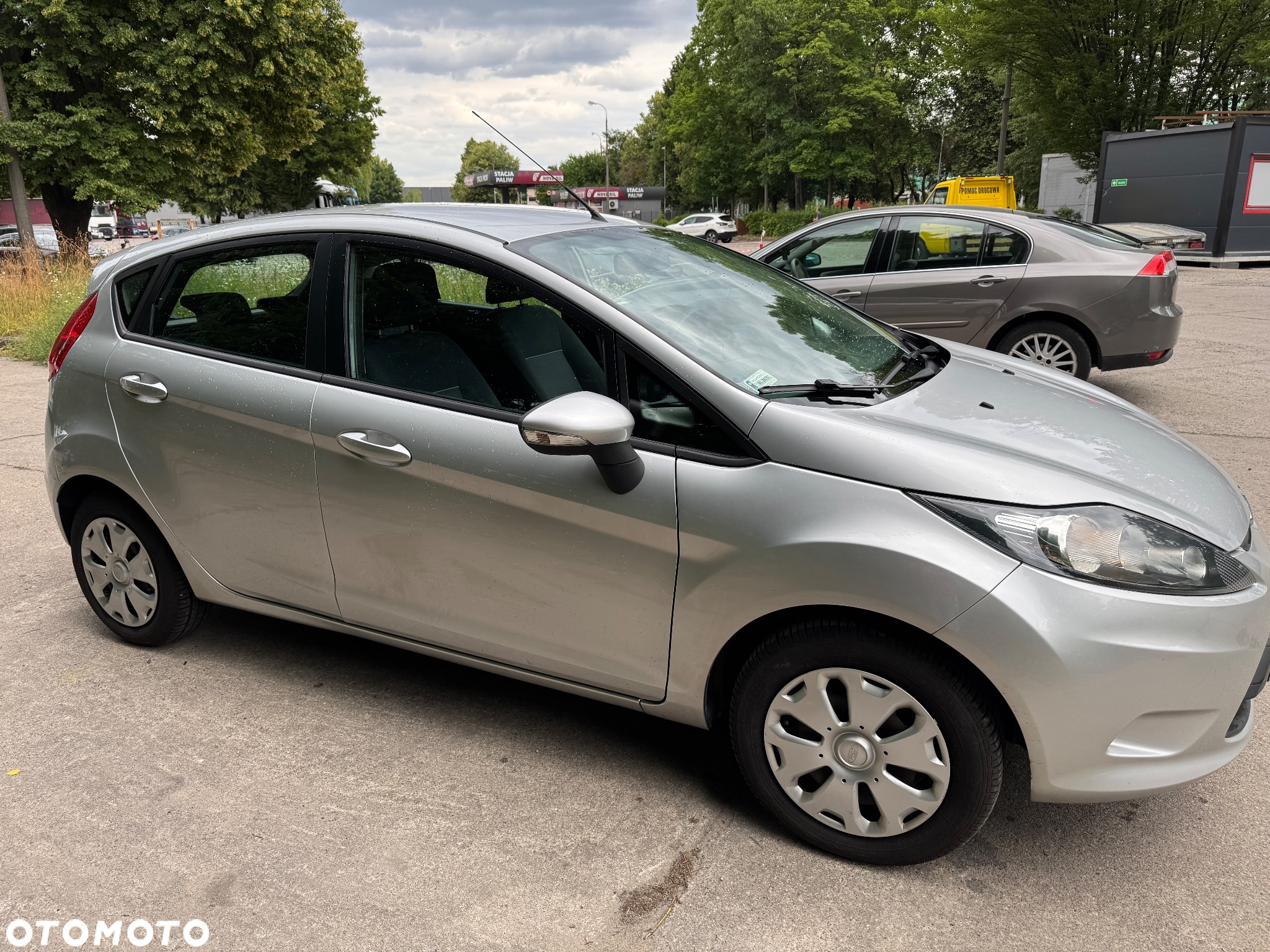 Ford Fiesta 1.25 Ambiente - 2