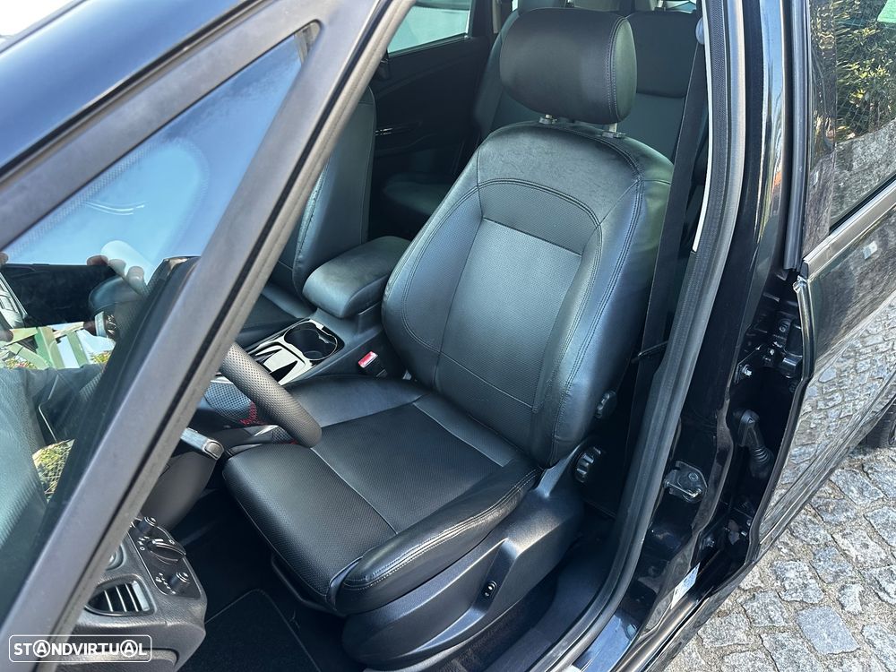 Ford S-Max 2.0 TDCi Titanium 7L - 11