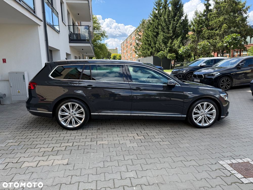 Volkswagen Passat - 5