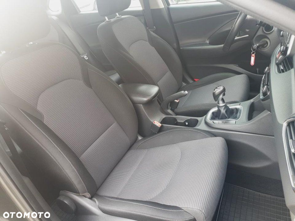 Hyundai i30 - 12