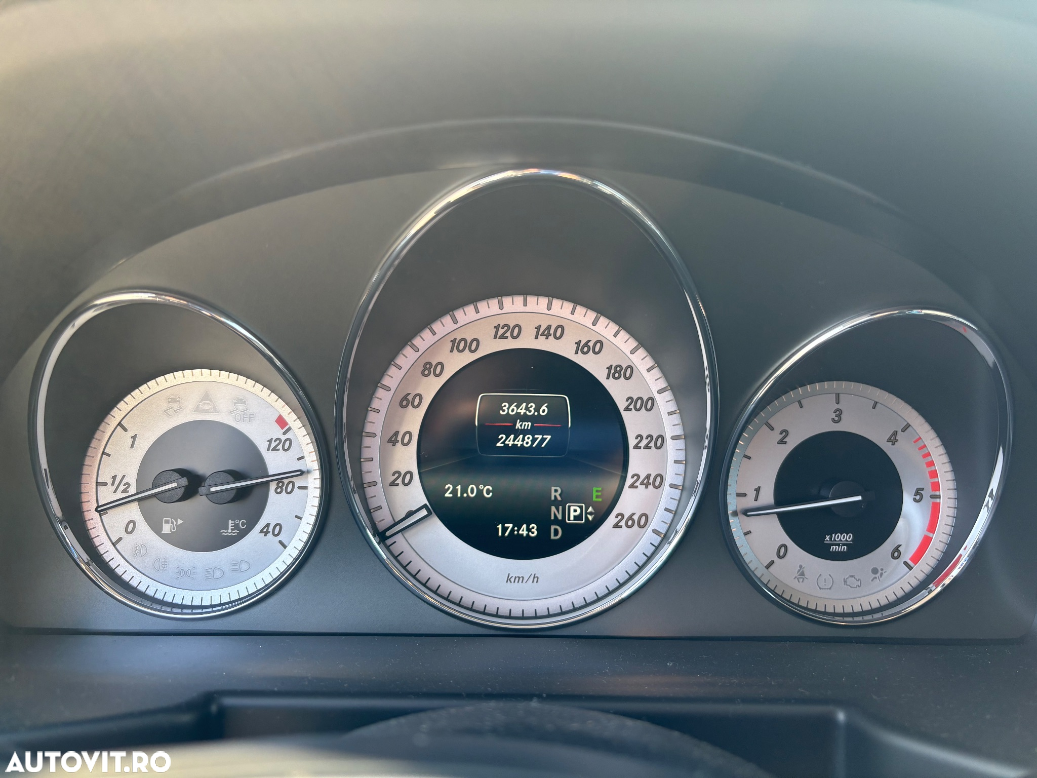 Mercedes-Benz GLK 220 CDI (BlueEFFICIENCY) 7G-TRONIC - 14
