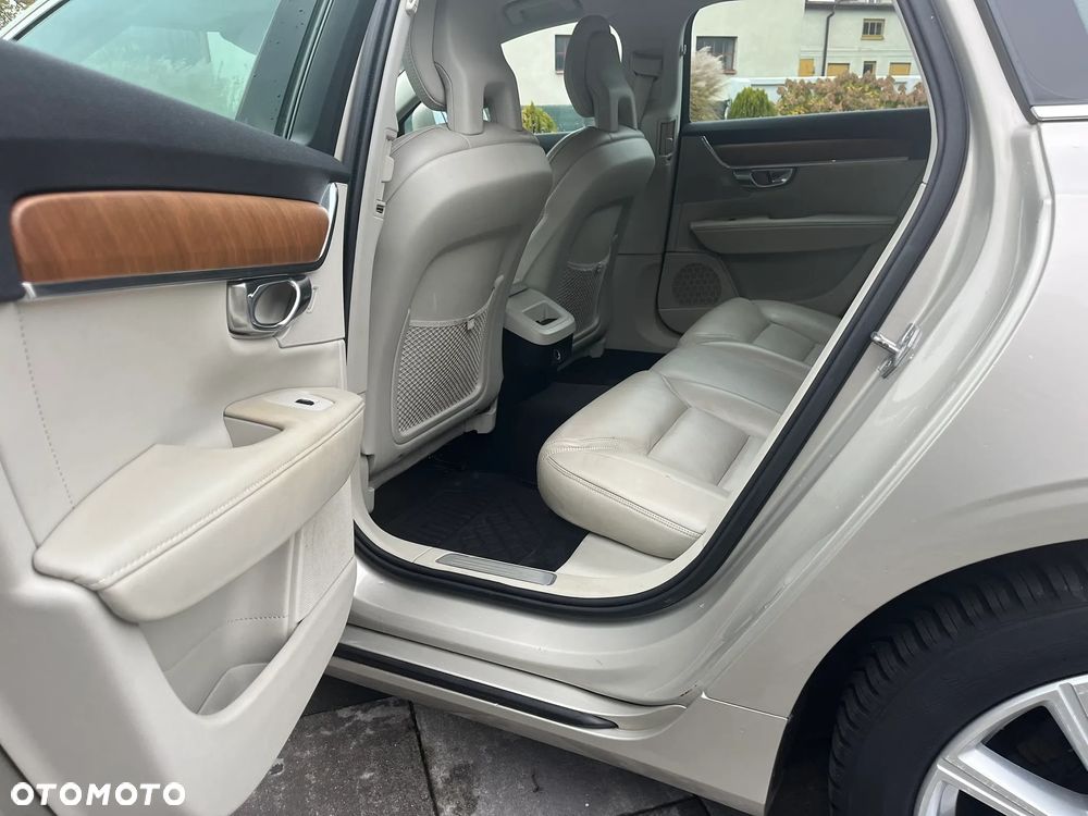 Volvo V90 D3 Inscription - 12