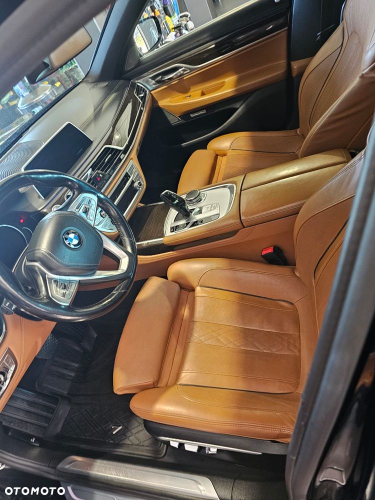 BMW Seria 7 730d xDrive - 10