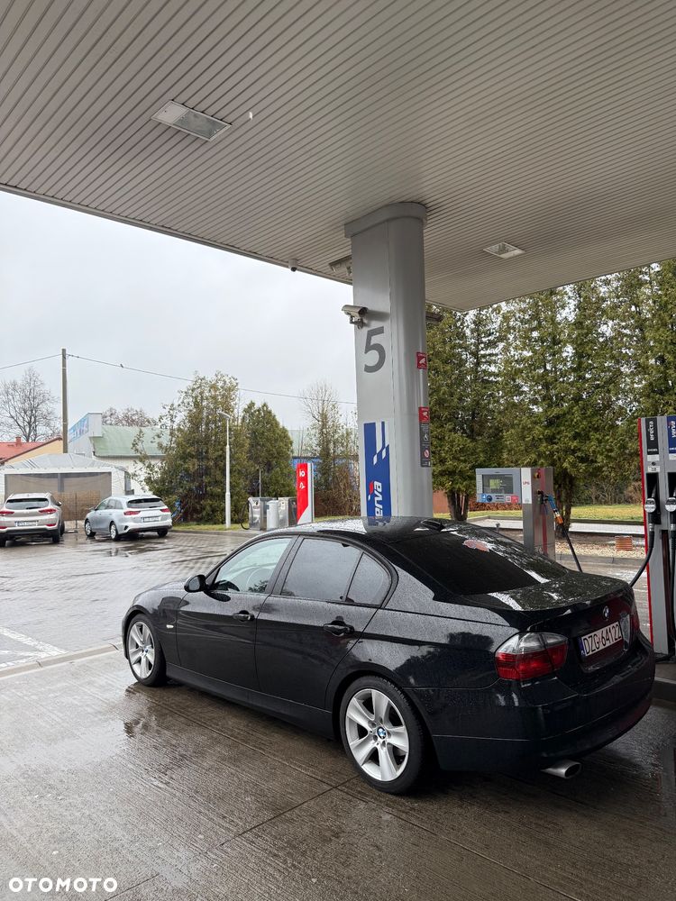 BMW Seria 3 320d DPF - 2