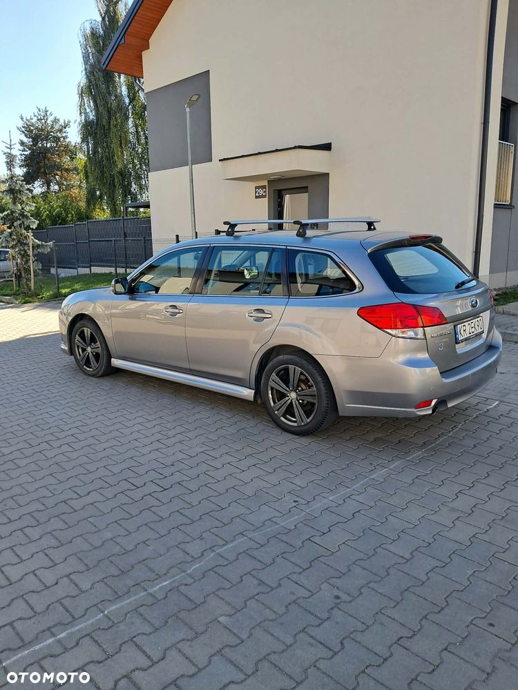Subaru Legacy - 5