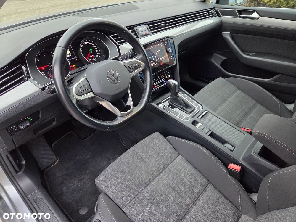 Volkswagen Passat 2.0 TDI SCR DSG Business - 11