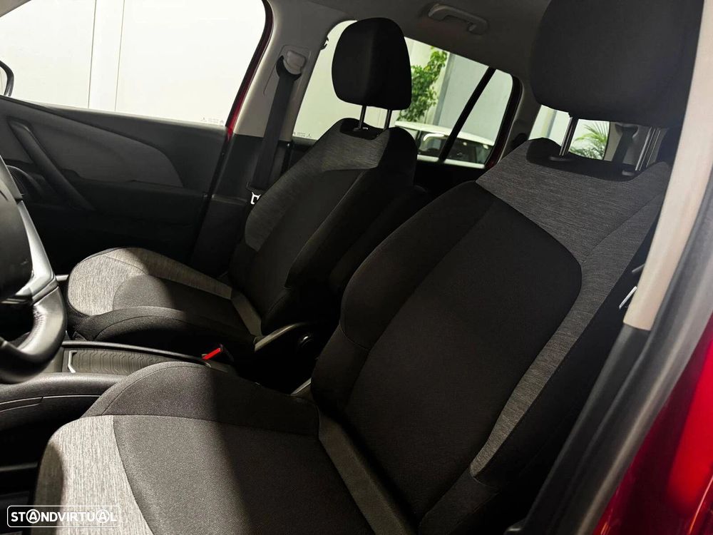 Citroën Grand C4 Spacetourer - 22