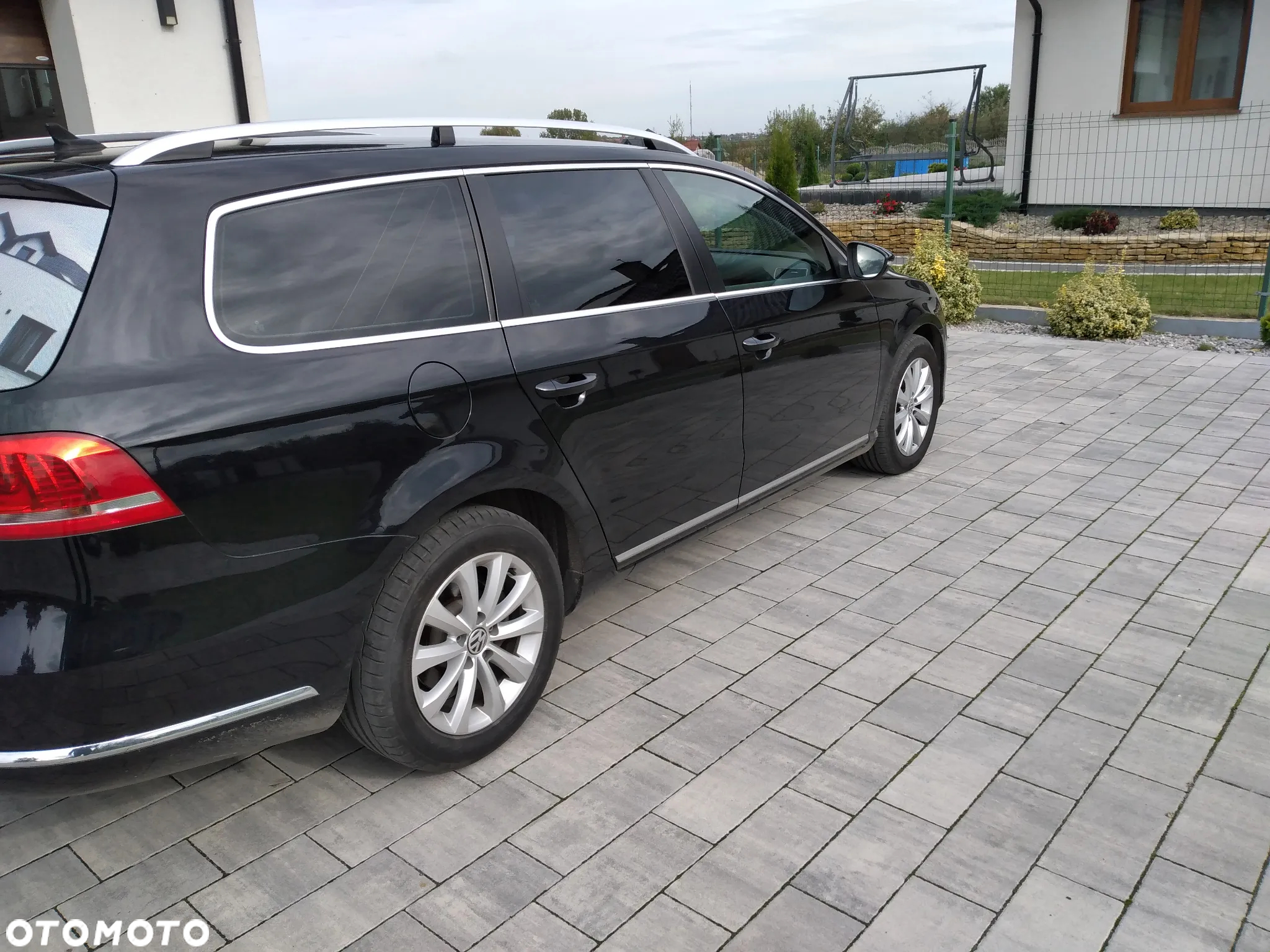 Volkswagen Passat 1.6 TDI Business Line - 4