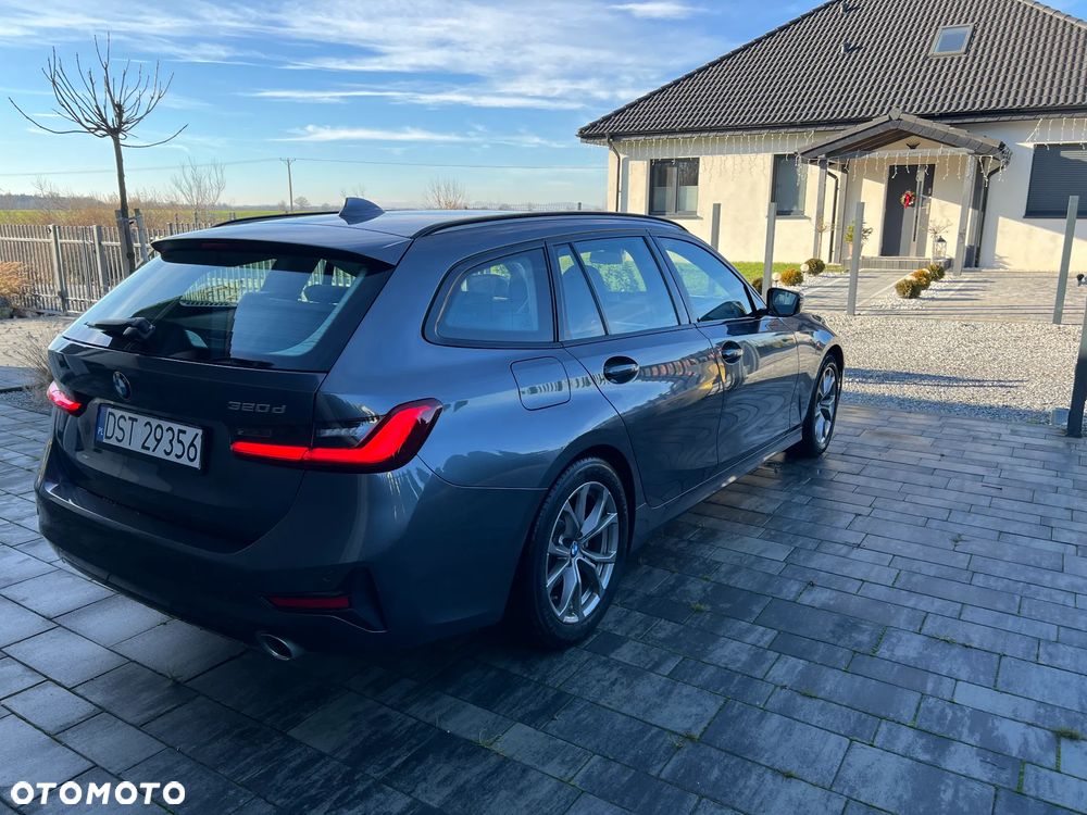 BMW Seria 3 320d Sport Line Shadow - 11