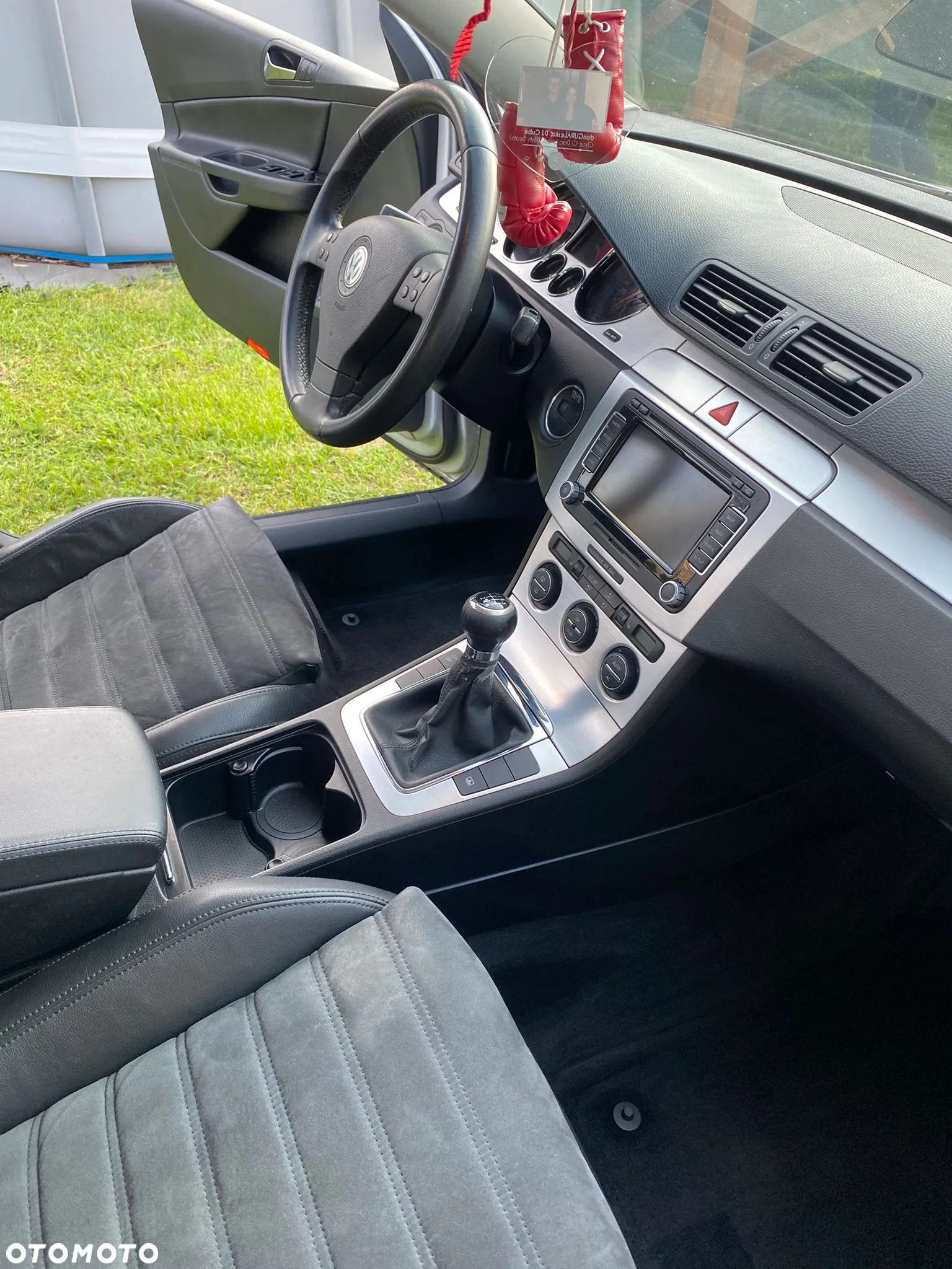 Volkswagen Passat 2.0 TDI DPF Highline - 15