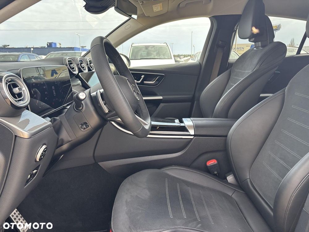 Mercedes-Benz GLC - 18