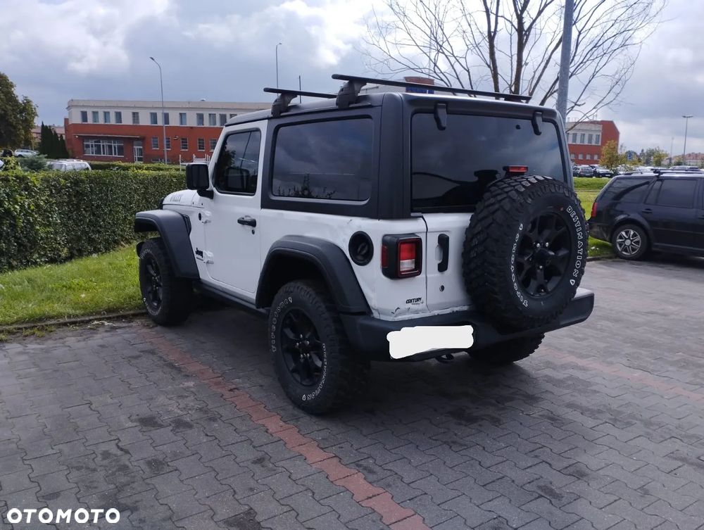 Jeep Wrangler - 6