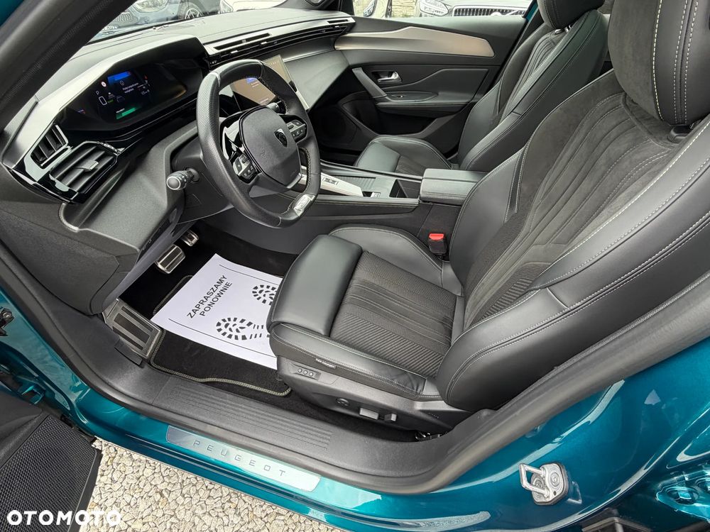 Peugeot 408 180 e-EAT8 GT - 28