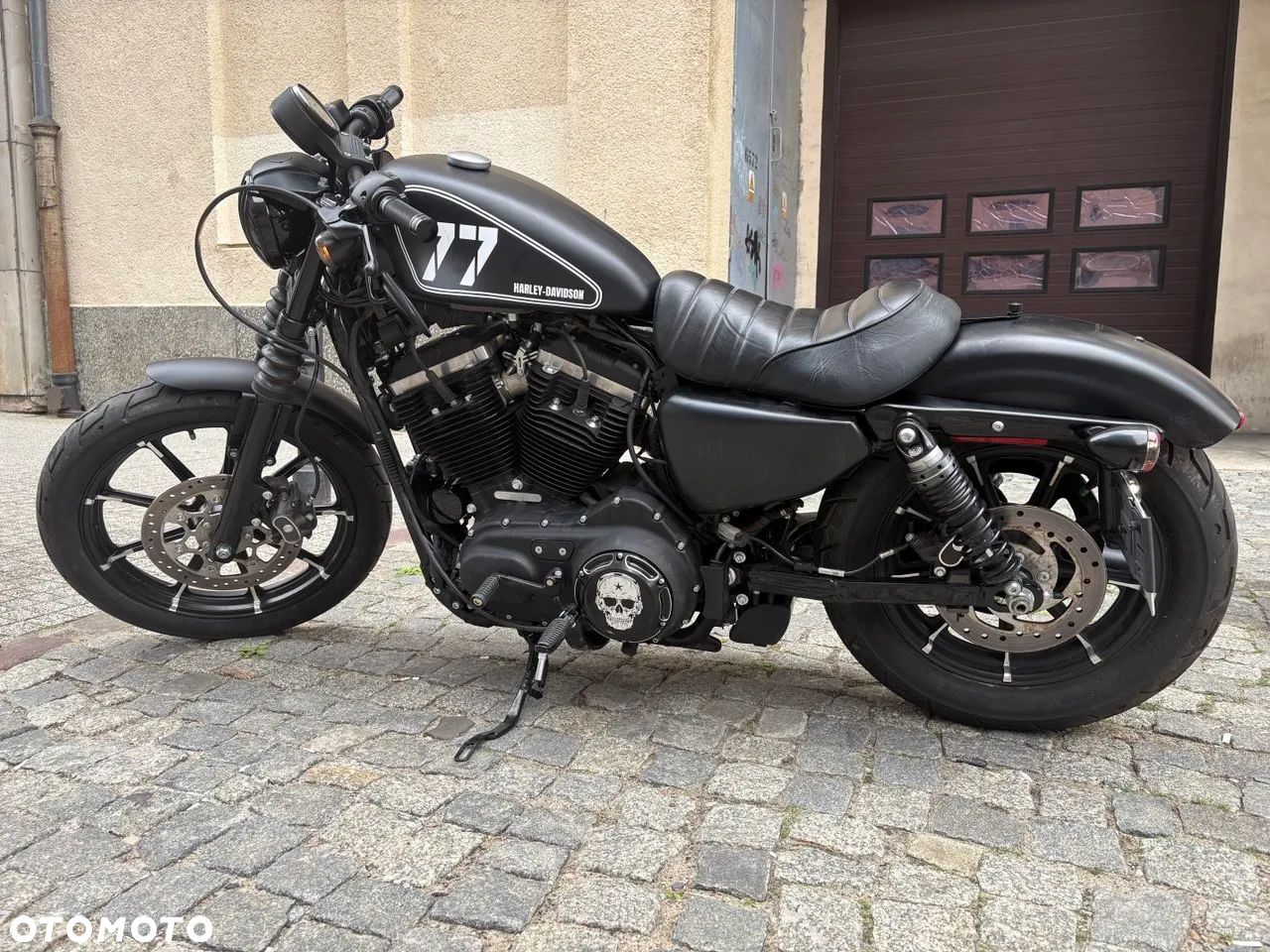 Harley-Davidson Sportster Iron 883 - 1