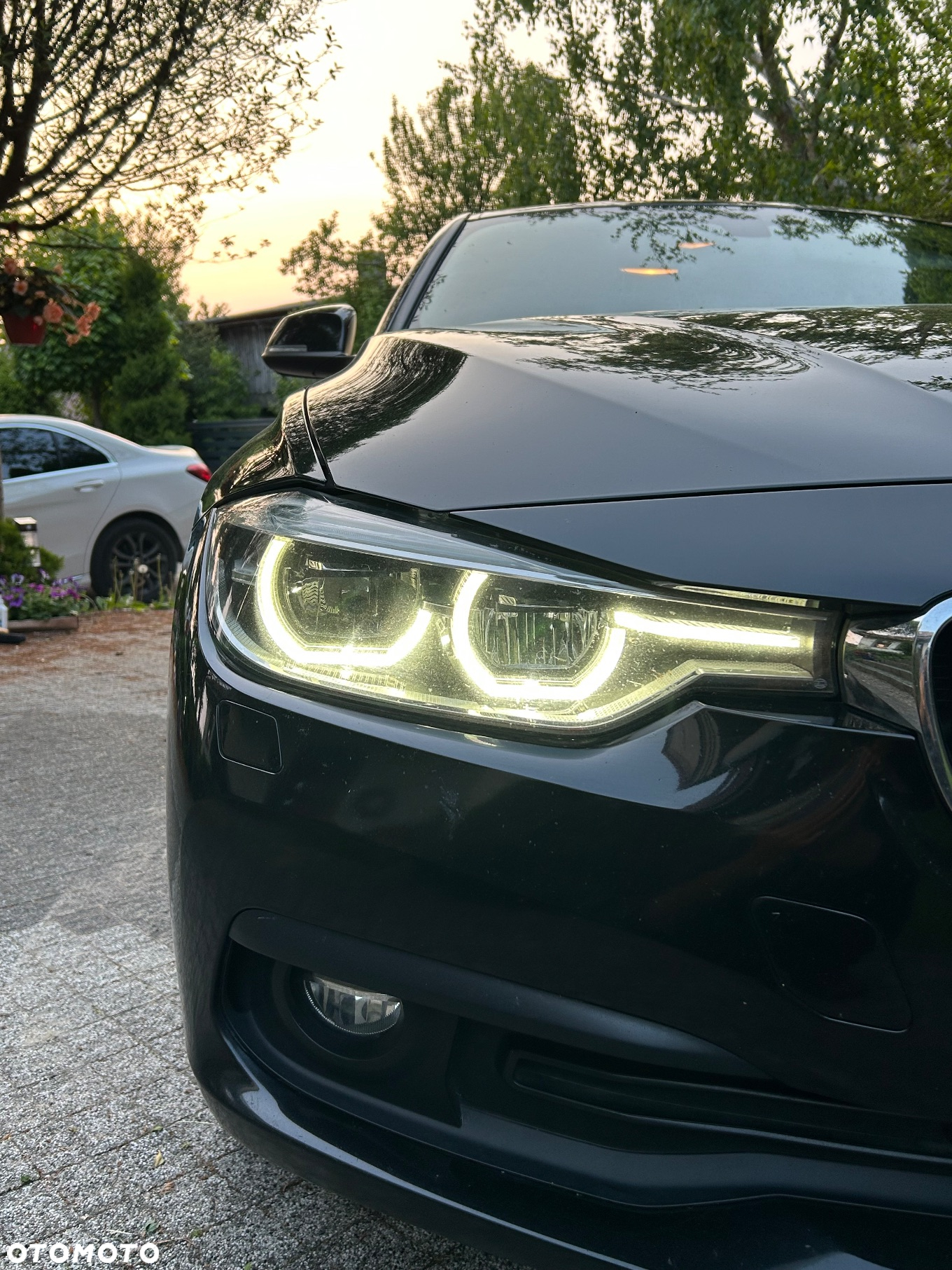 BMW Seria 3 318d - 29