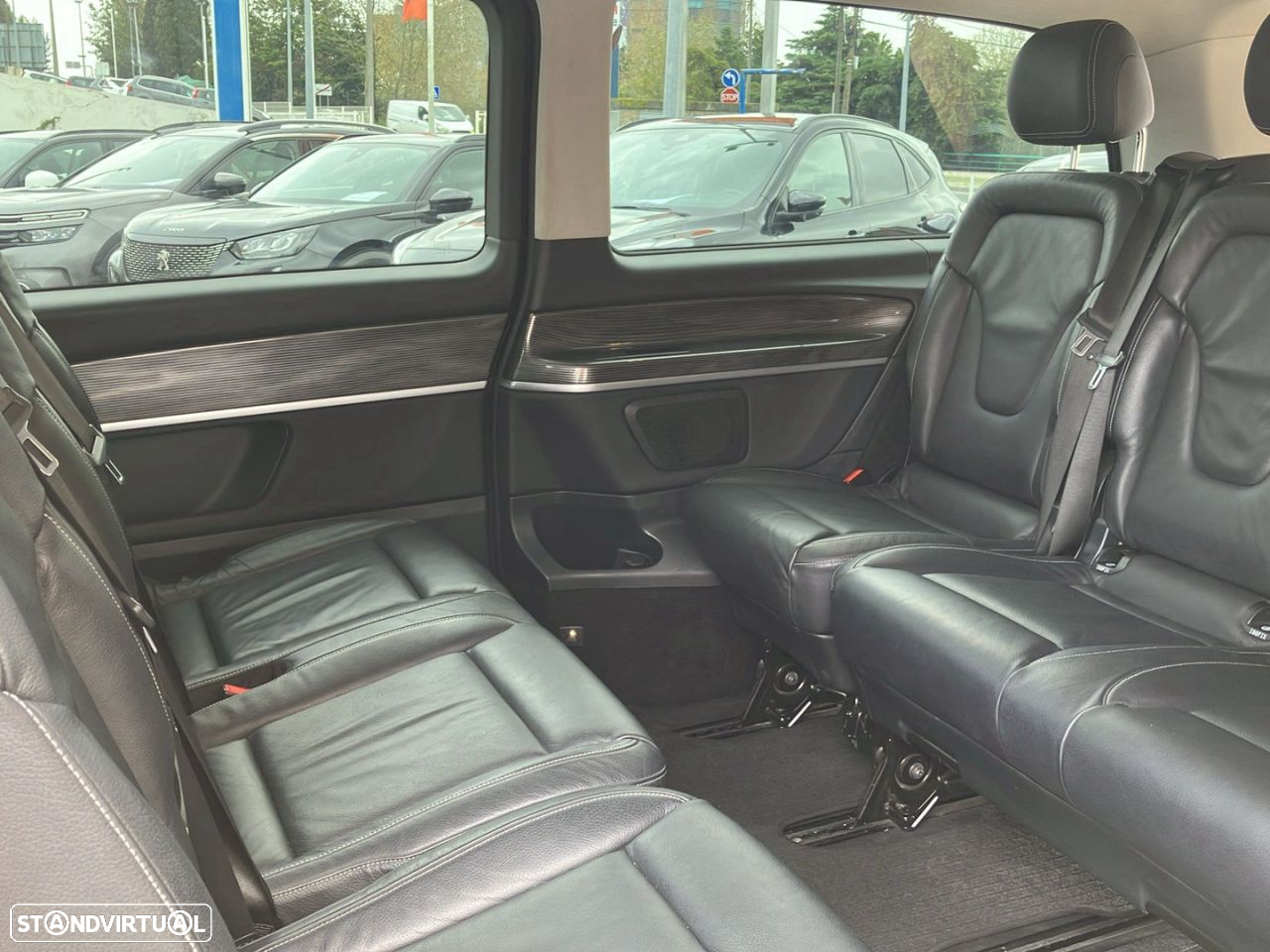 Mercedes-Benz V 300 d Avantgarde - 17