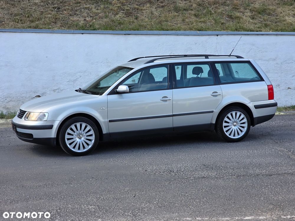 Volkswagen Passat 1.6 Comfortline - 3