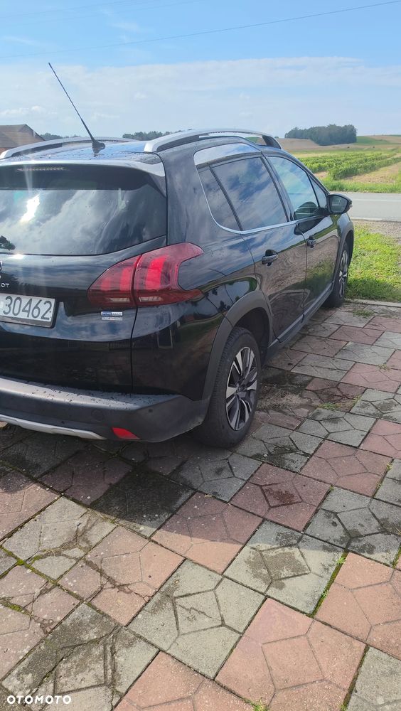 Peugeot 2008 1.2 Pure Tech Access - 2