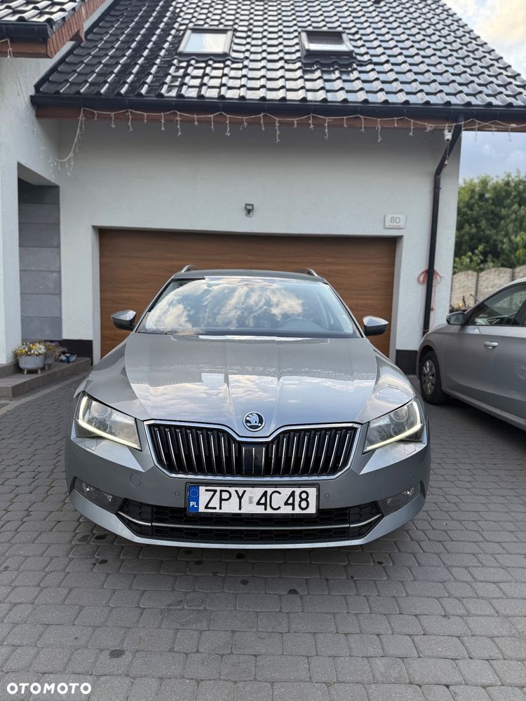 Skoda Superb 1.6 TDI Ambition DSG - 1
