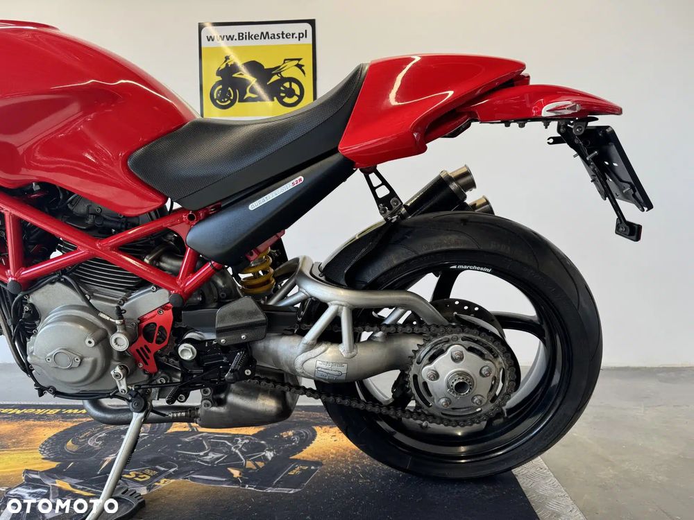 Ducati Monster - 26