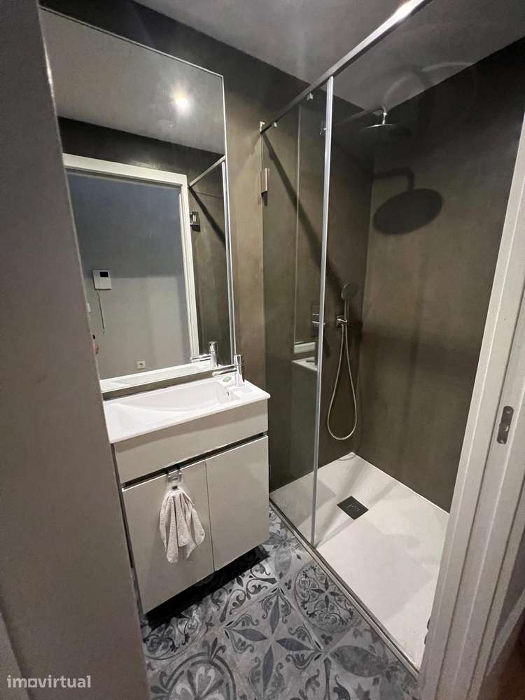 T0 moderno com varanda em Santos Pousada, Porto - Grande imagem: 4/5