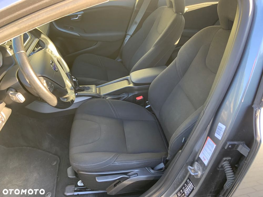 Volvo V40 D2 Kinetic - 10