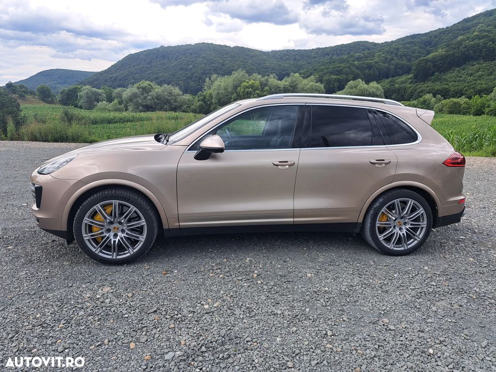 Porsche Cayenne Turbo S Tiptronic S - 7