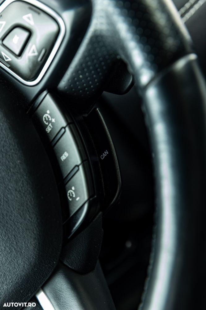 Land Rover Range Rover Evoque ver-2-0-d150-r--dynamic-s - 22