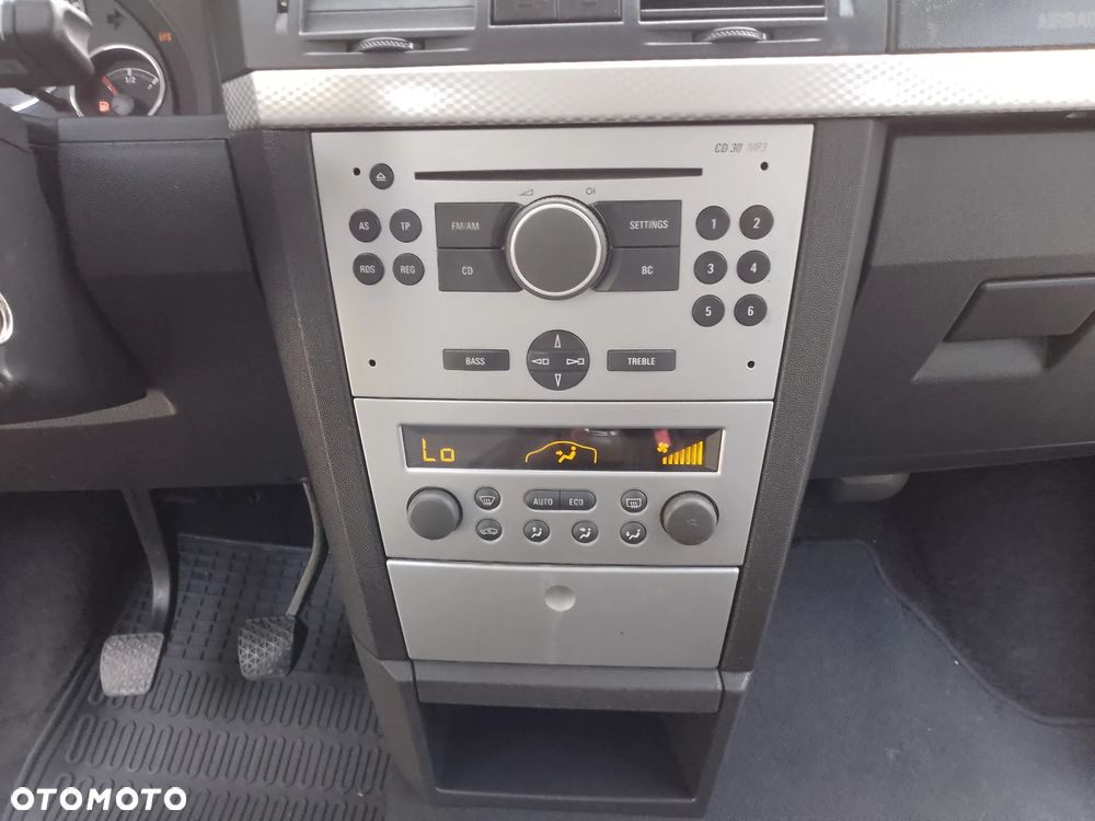 Opel Meriva 1.6 16V INNOVATION - 18