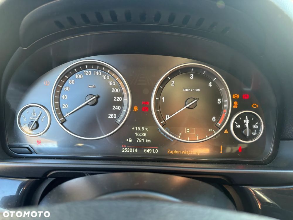 BMW Seria 5 520d Blue Performance - 11