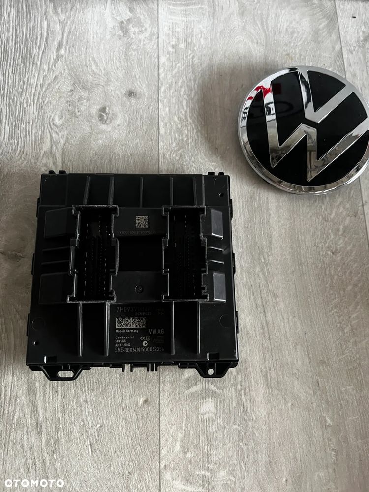 ZESTAW STARTOWY I MULTIMEDIALNY T5 T6 7E0035156B 7E0907379L 7E0614517J 7H0937096P 03L907309M 7E0959655B  CENY W OPISIE DOWOLNA KONFIGURACJA - 9