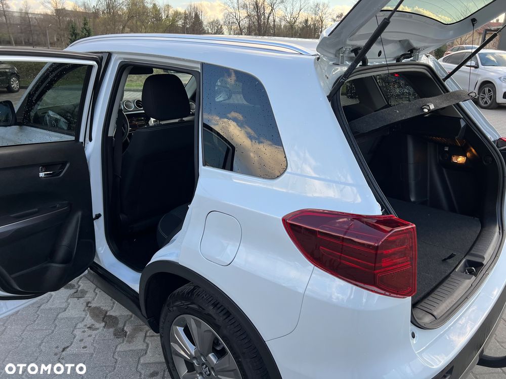 Suzuki Vitara 1.4 Boosterjet Hybrid Comfort+ - 16