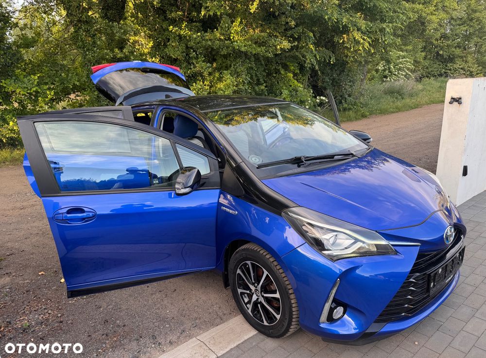 Toyota Yaris Hybrid 100 Premium - 20