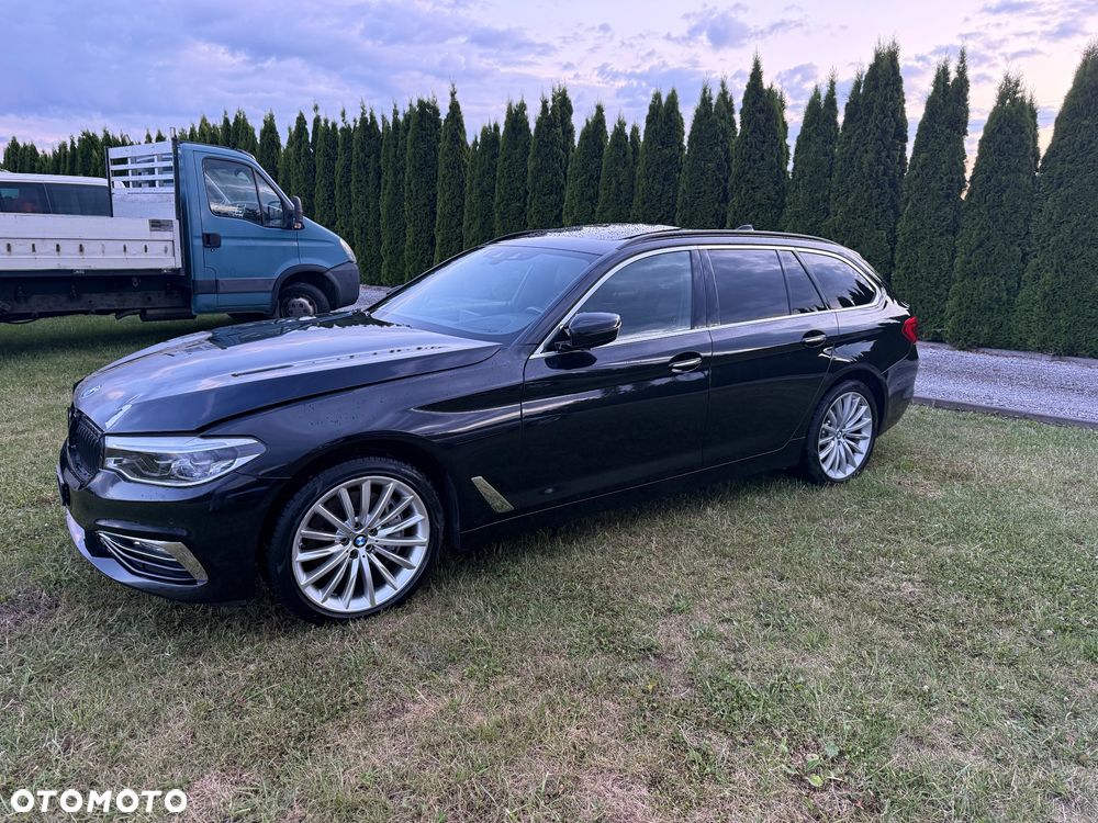 BMW Seria 5 540i xDrive Luxury Line sport - 26