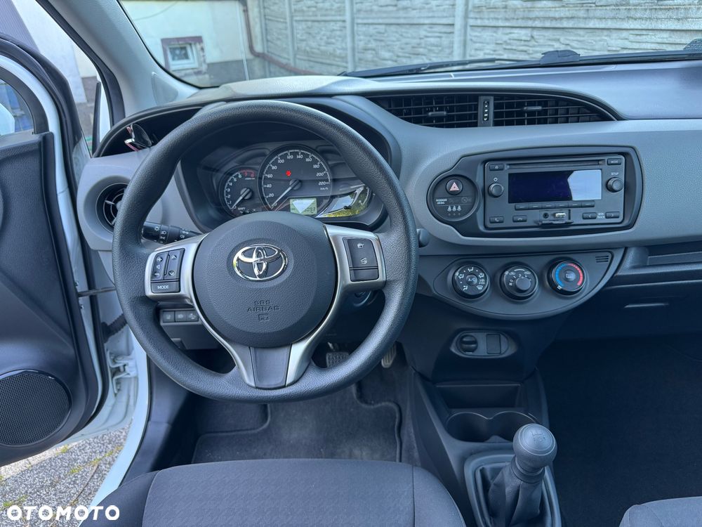 Toyota Yaris 1.0 Active - 5