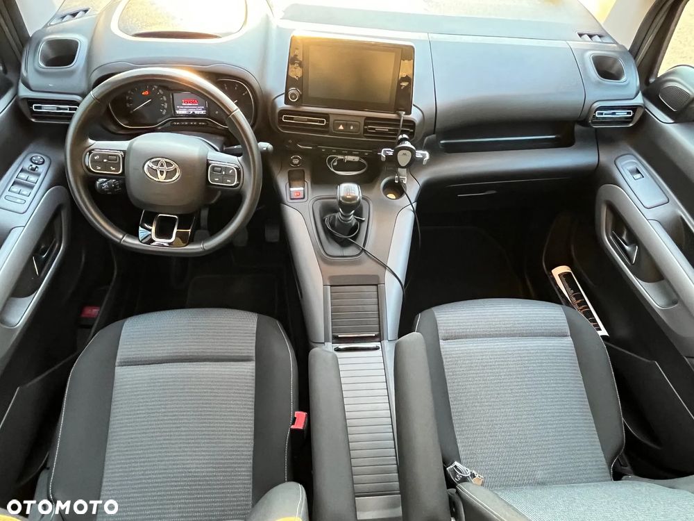 Toyota Proace City Verso 1.2 D-4T Family - 8