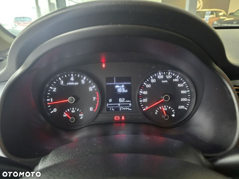 Kia Stonic 1.4 L - 11