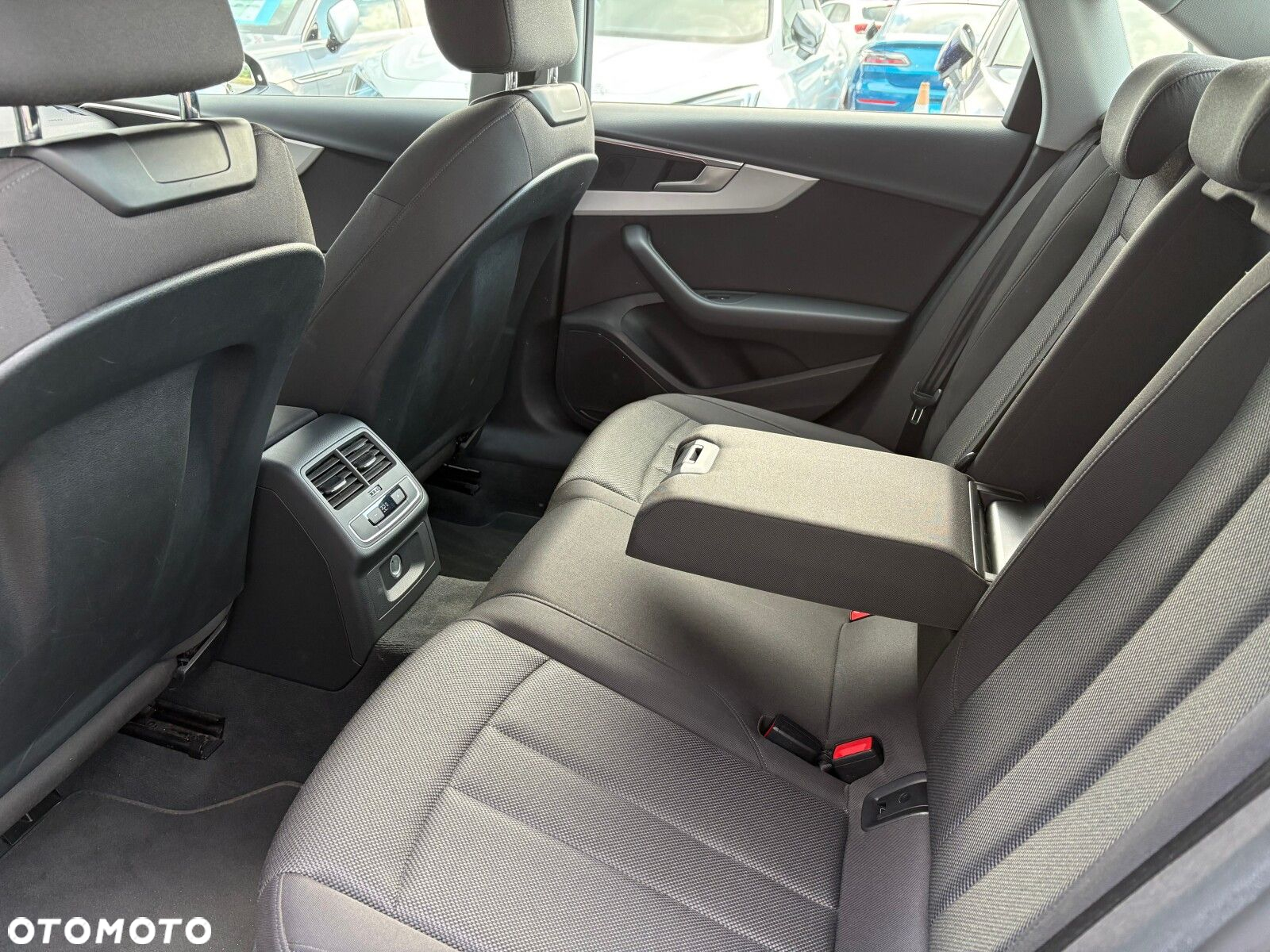 Audi A4 - 14