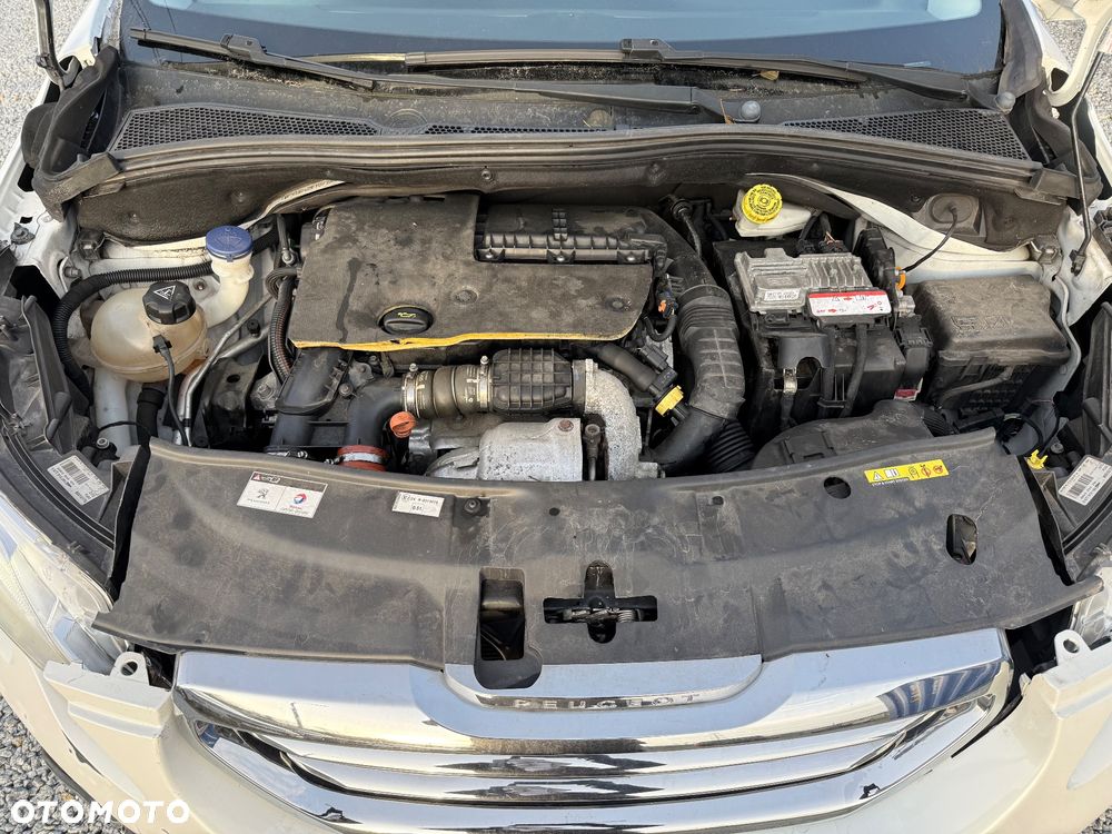 Peugeot 2008 BlueHDi FAP 120 STOP & START Crossway - 18