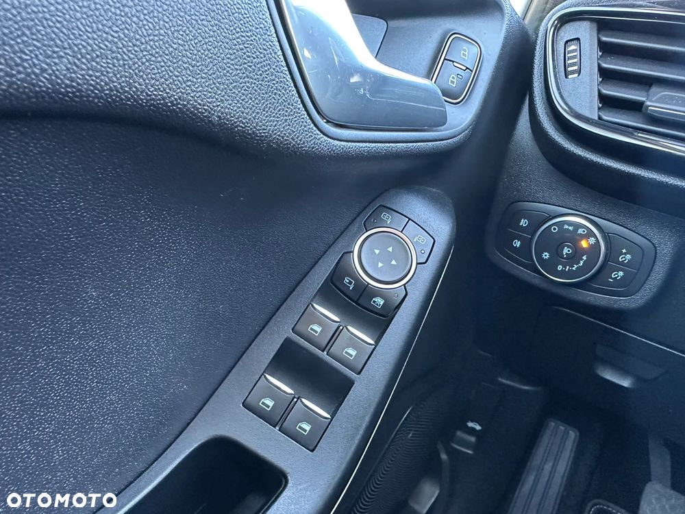 Ford Fiesta 1.0 EcoBoost S&S ACTIVE PLUS - 29