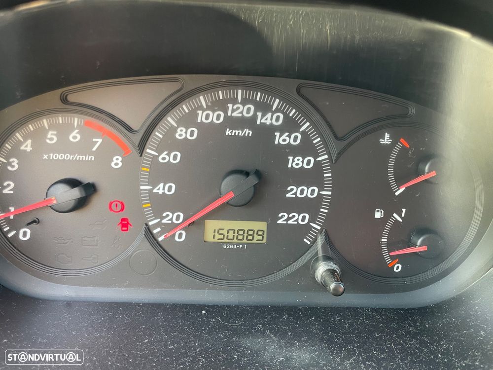 Honda Civic 1.4 LS - 6