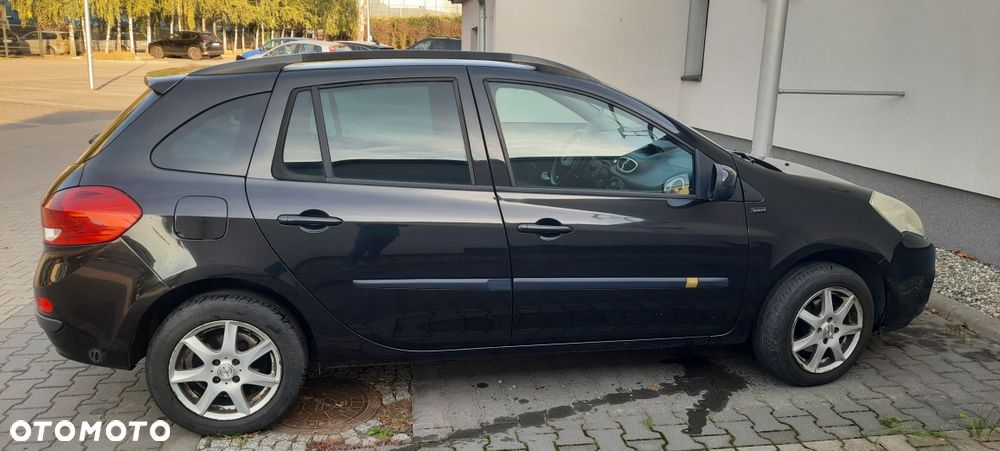 Renault Clio 2011 photo 3