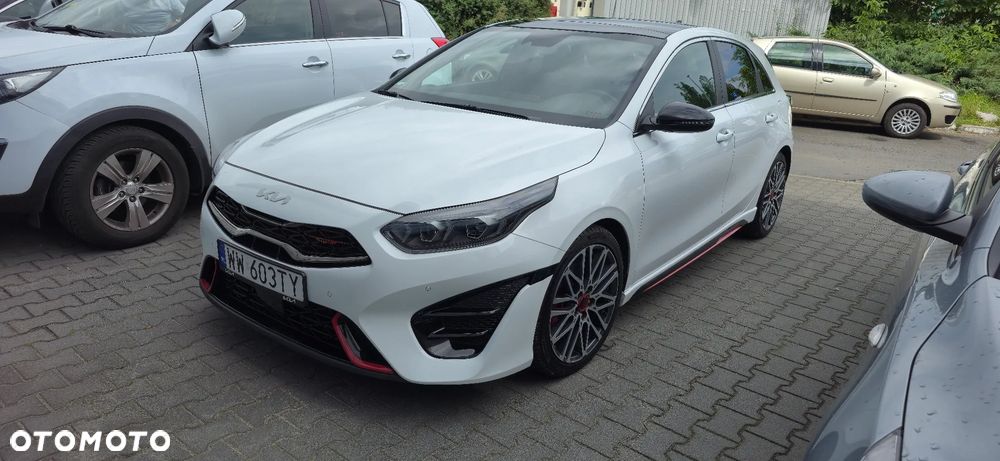 Kia Ceed - 1