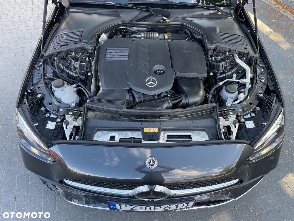 Mercedes-Benz Klasa C 300 d mHEV AMG - 17